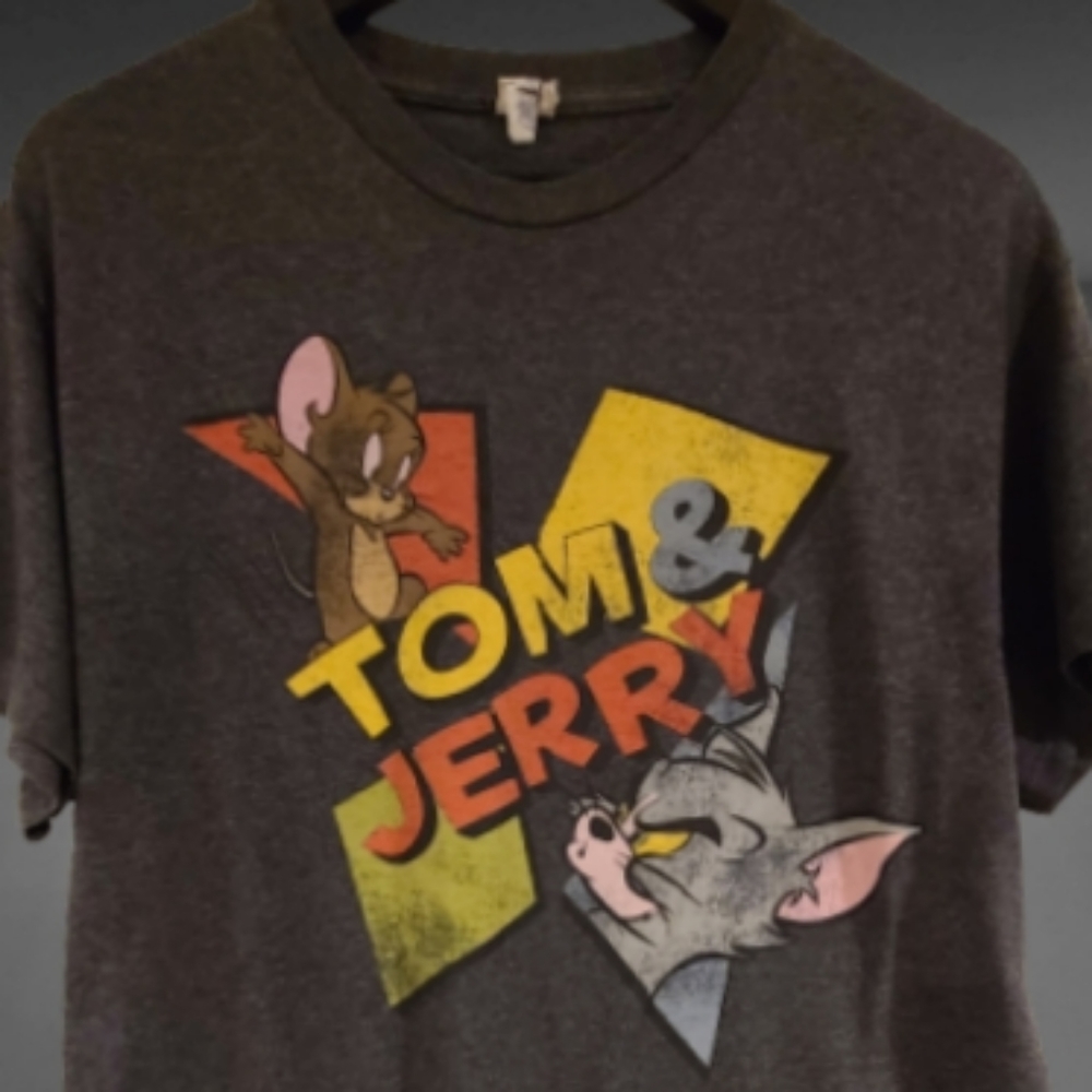 Tom and Jerry Vintage Tee Size L